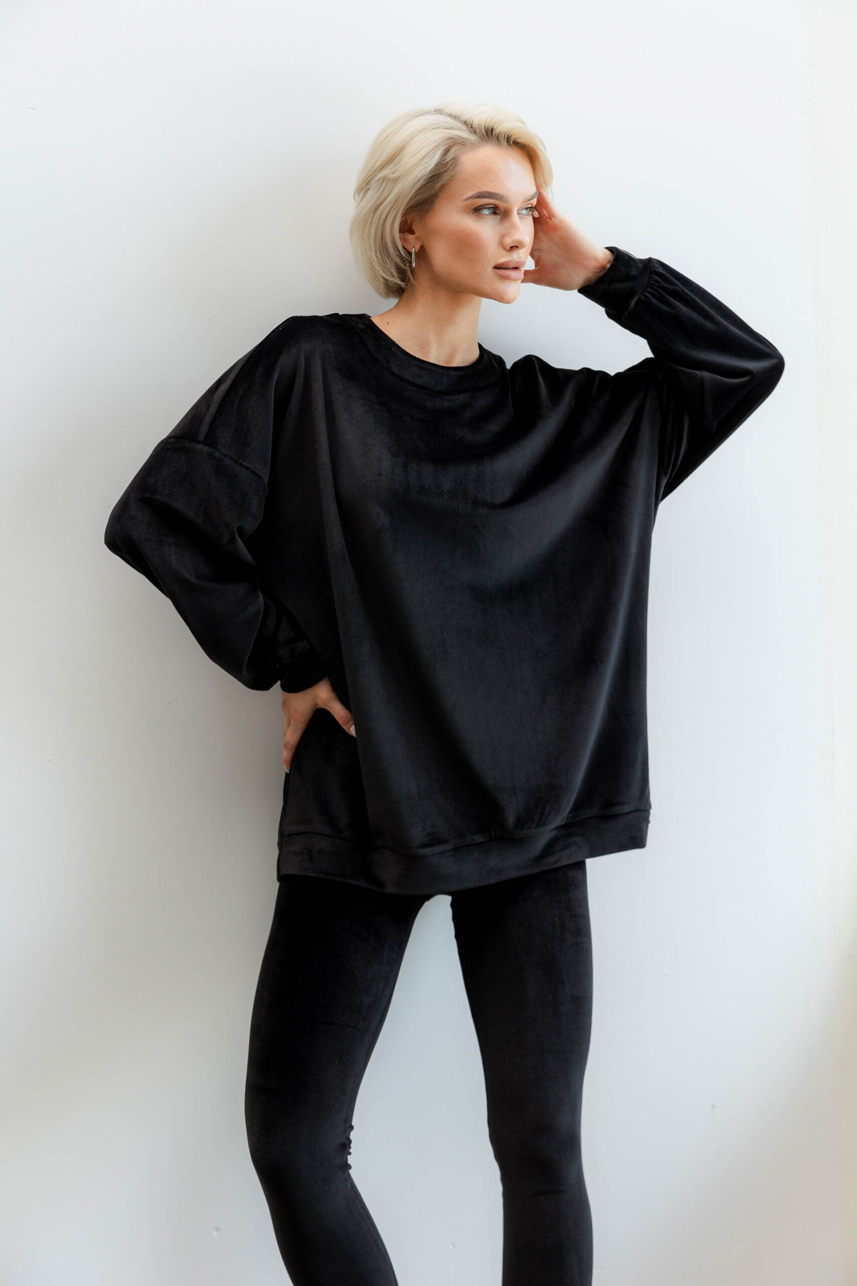 Жіночий костюм Lynette у 4 кольорах (Арт.: 23835)